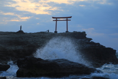 大明神岩＆赤鳥居
