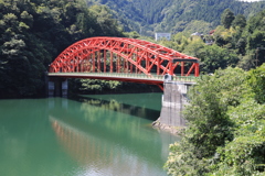 奥多摩湖「峰谷橋」