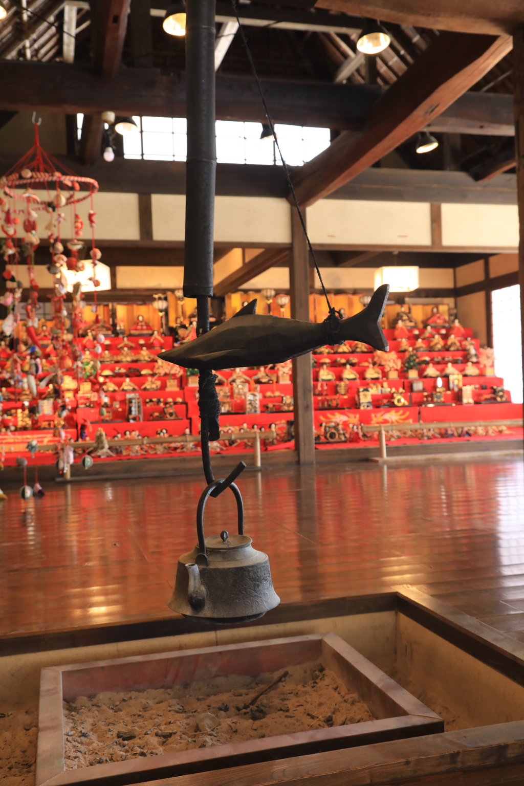 囲炉裏の雛様祭り