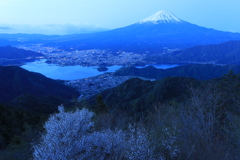 早朝の峠