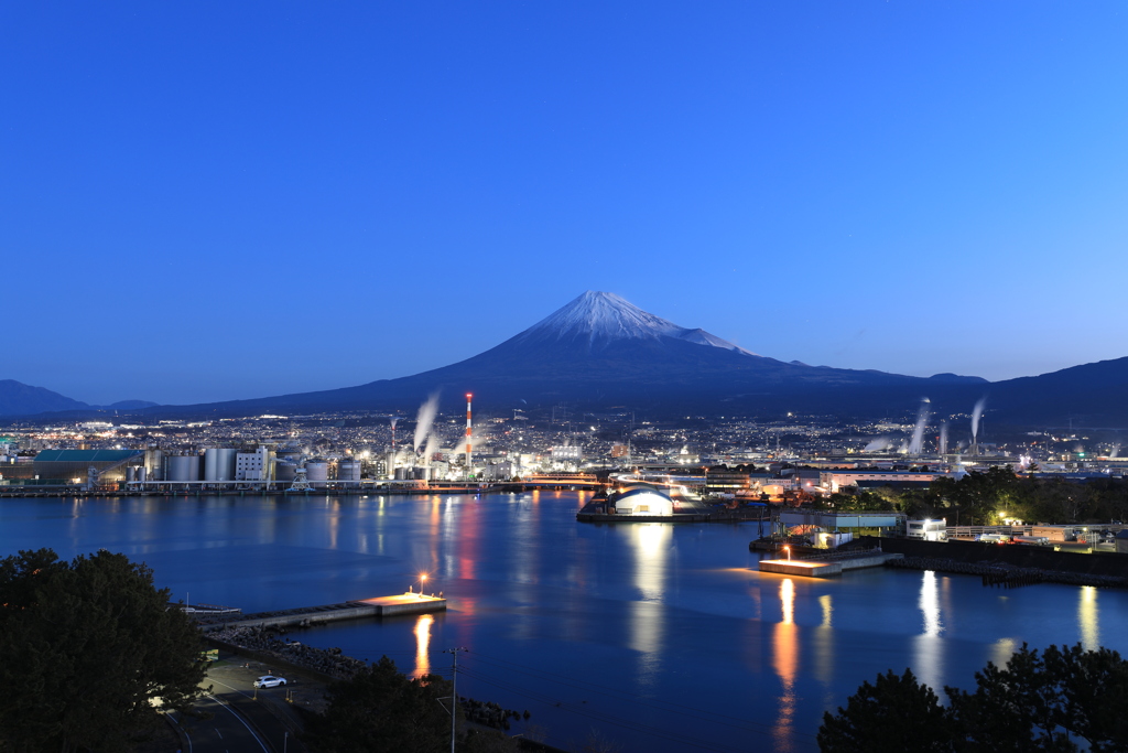 田子の浦の夜明け