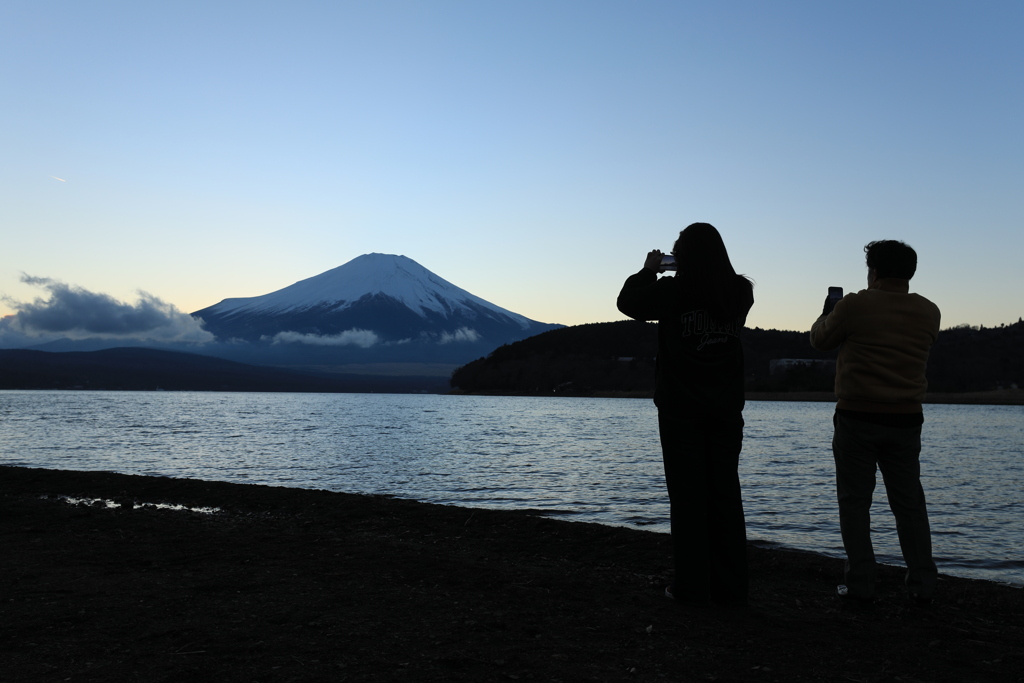 暮れなずむ富士1