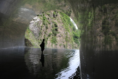 渓谷トンネル