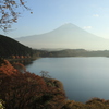 秋の朝の田貫湖