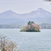 桧原湖の「桜島」と「磐梯山」
