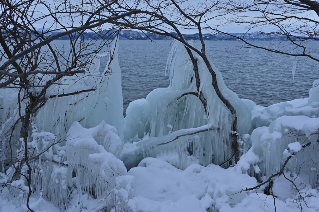 しぶき氷　猪苗代湖