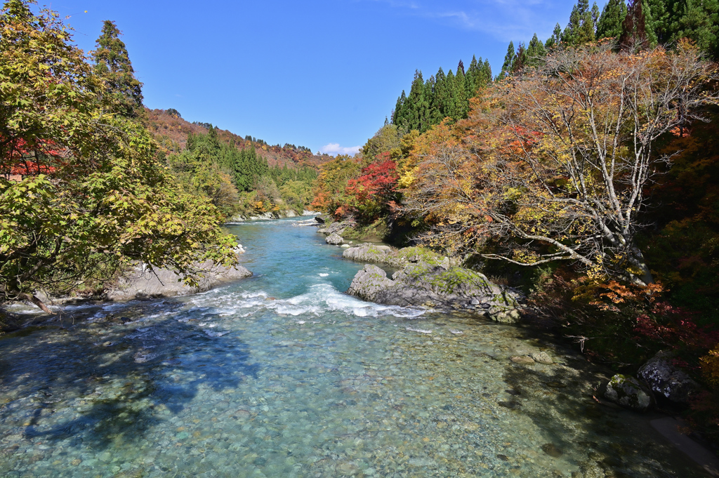 山形県小国町玉川渓谷の紅葉　Ⅲ