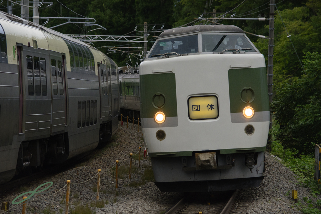 189系N102編成フォーク夢列車 長坂駅にて