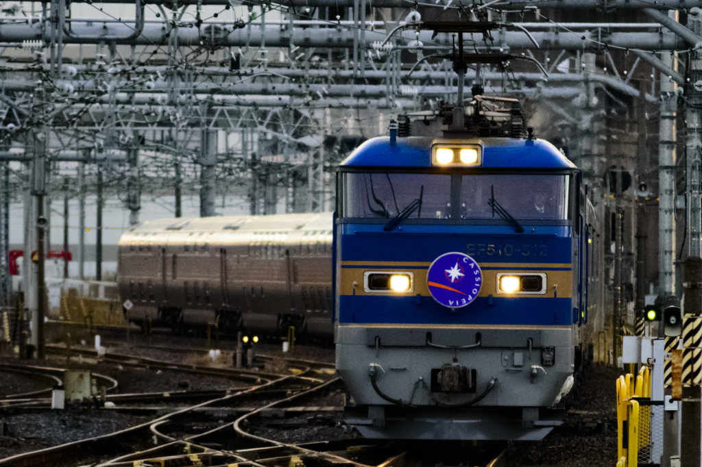 2015/01/12/EF510-512(北斗釜)/カシオペア(下り)　大宮駅に