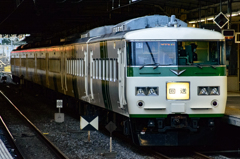 2015/01/12/185系 B2編成 大宮駅にて