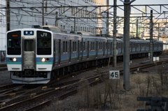 2014/12/30/211系信州色 立川駅にて
