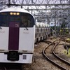 2014/09/27/215系 ホリデー快速ビューやまなし号 立川駅にて