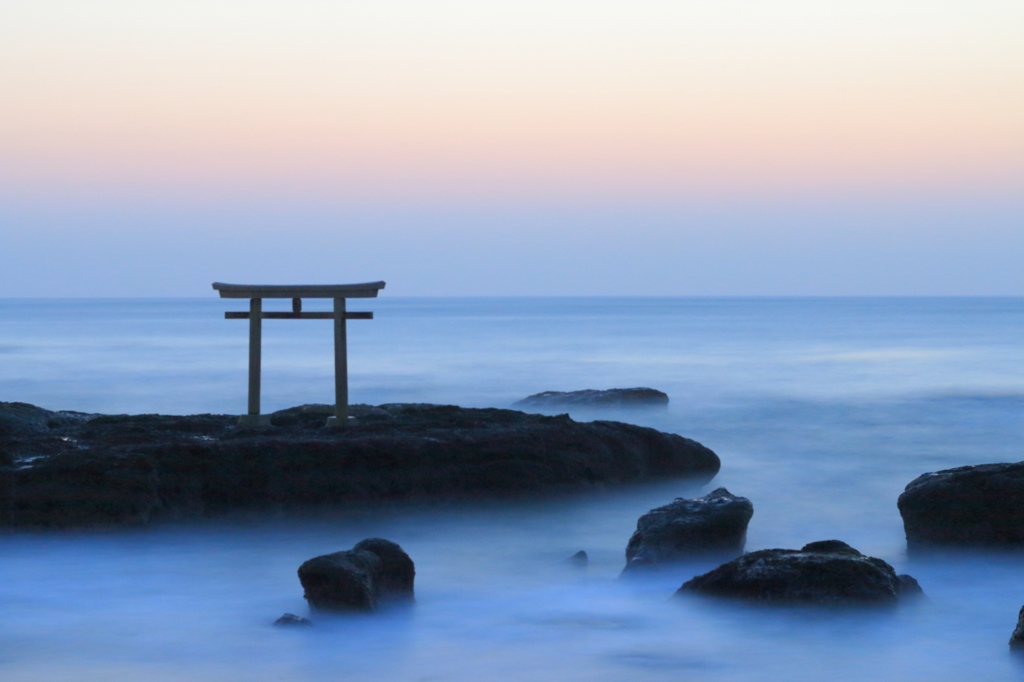 大洗磯前神社『神磯の鳥居』