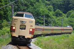 カーブを行く