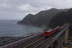 雨ニモ負ケズ風ニモ負ケズ