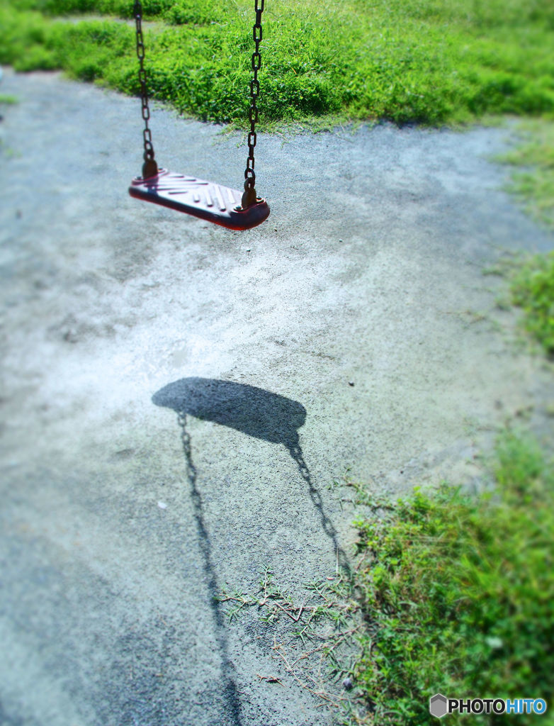 ②公園　ブランコ。