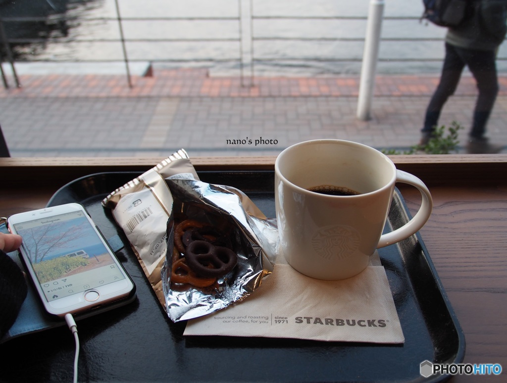 で・・・スタバでただの珈琲。