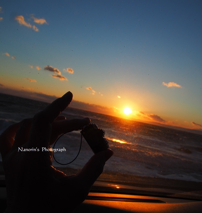 2.　OMDミニ君で夕陽を撮った。