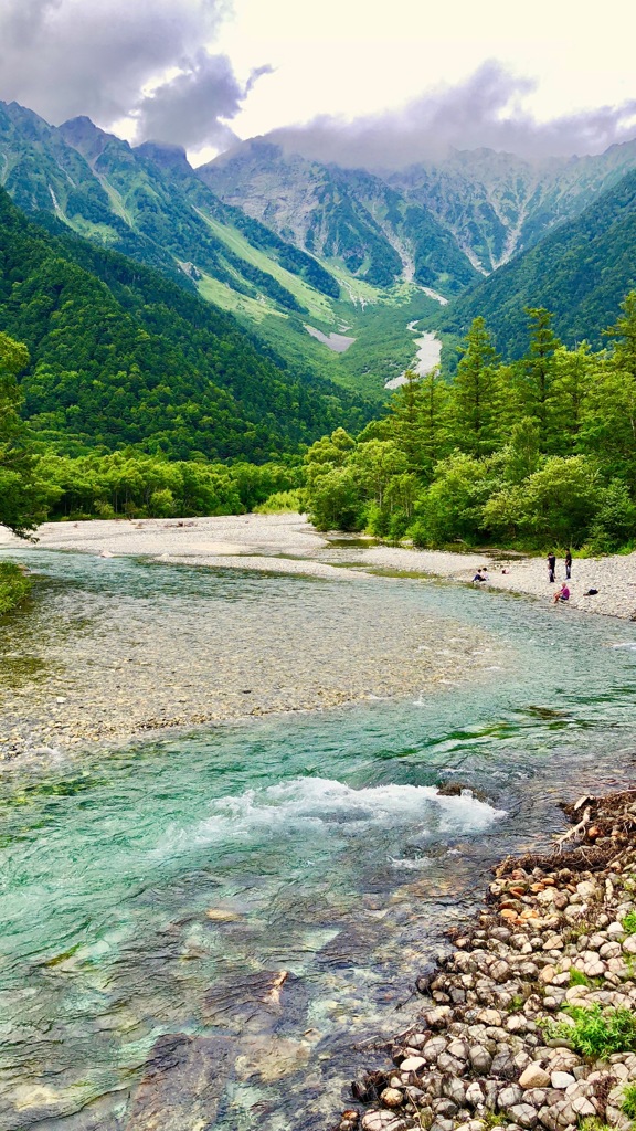 上高地 穂高岳を望む