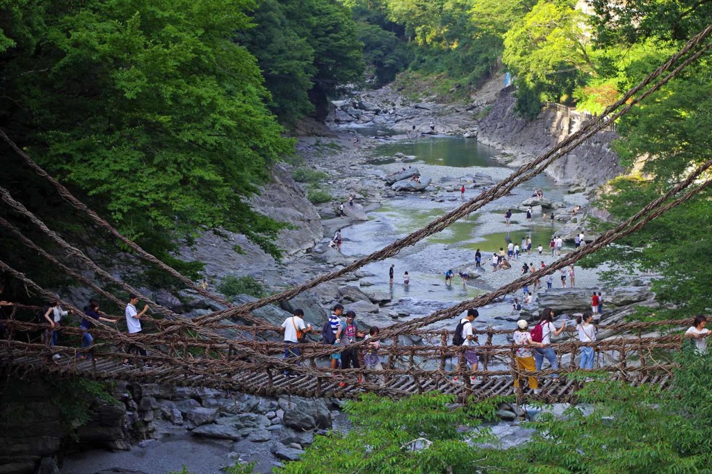 祖谷のかずら橋