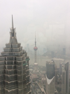 上海　テレビ塔