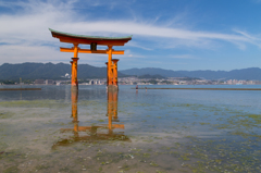 厳島神社の鳥居
