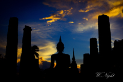 タイの旅　スコータイの夕空