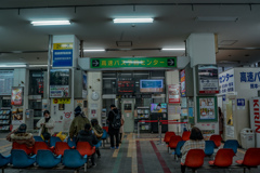 高速バスターミナル待合所
