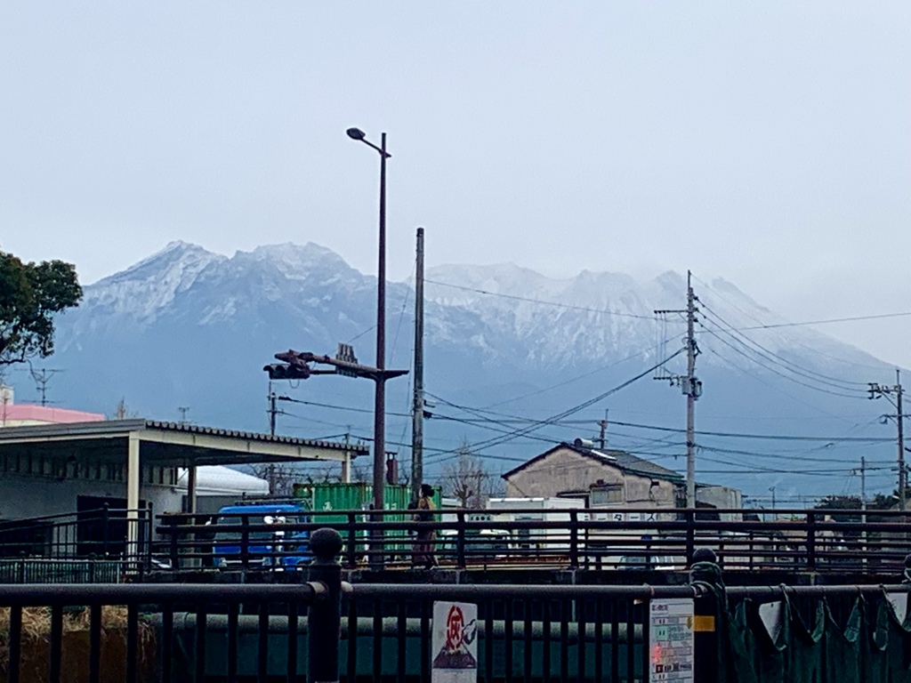 冠雪した桜島