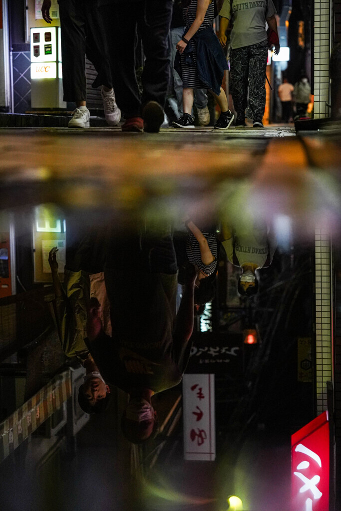 雨上がり長崎の夜