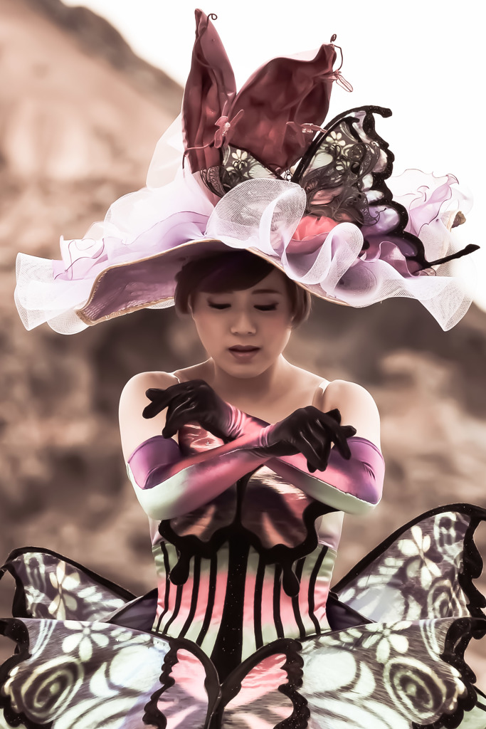 Mysterious fashion