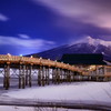 冬季限定の津軽富士ライトアップ