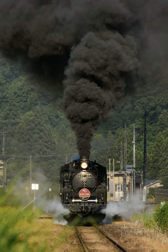 日出谷発車