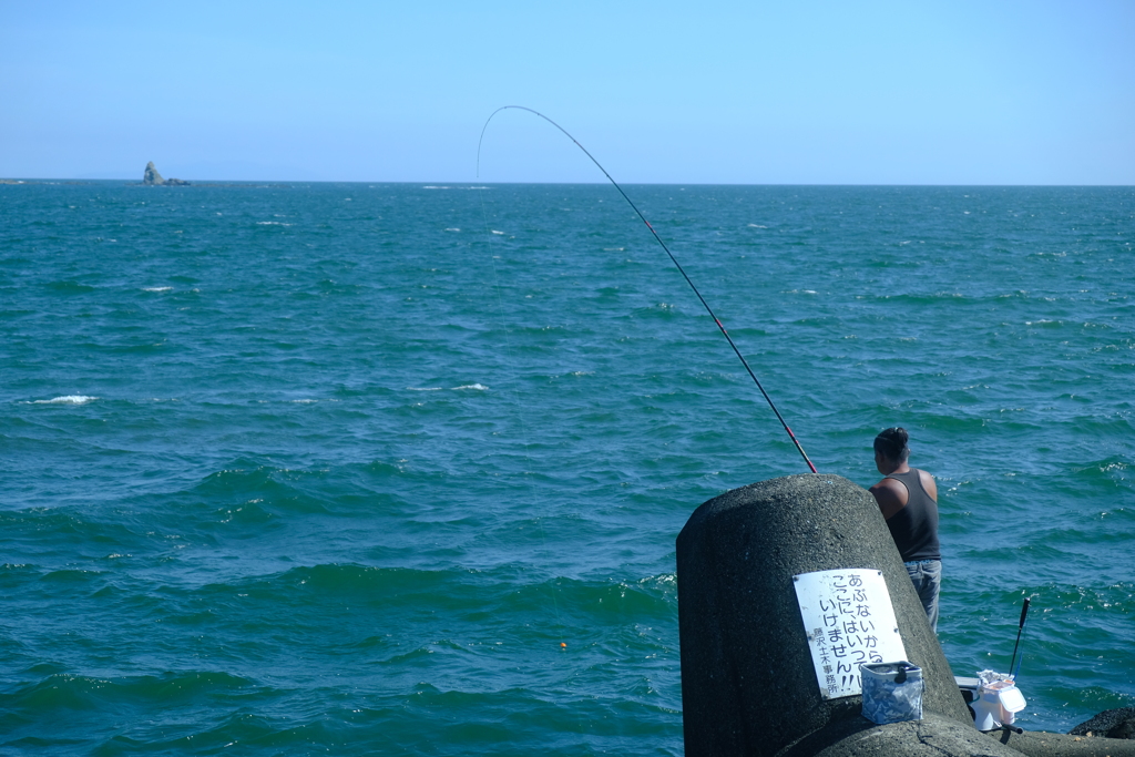 烏帽子岩禁区穴場