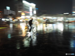 雨の奈良駅前06