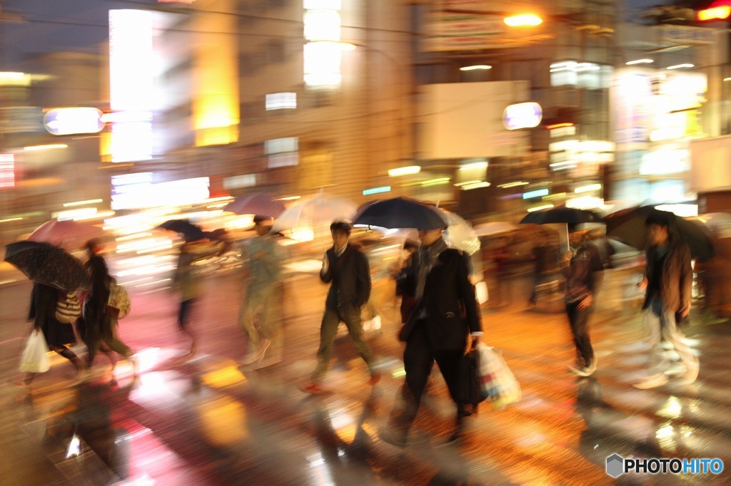 雨の奈良駅前01