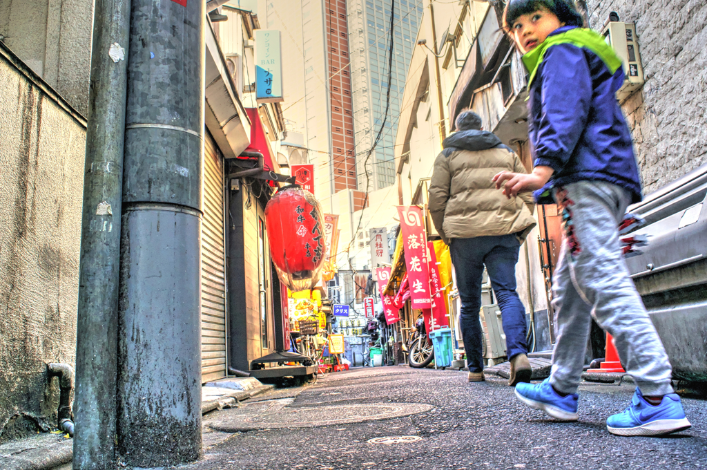 さぁ　今年も三軒茶屋をカラフルに！…04