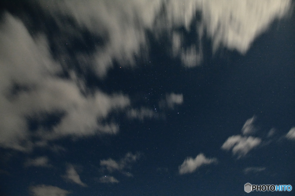 風の夜空