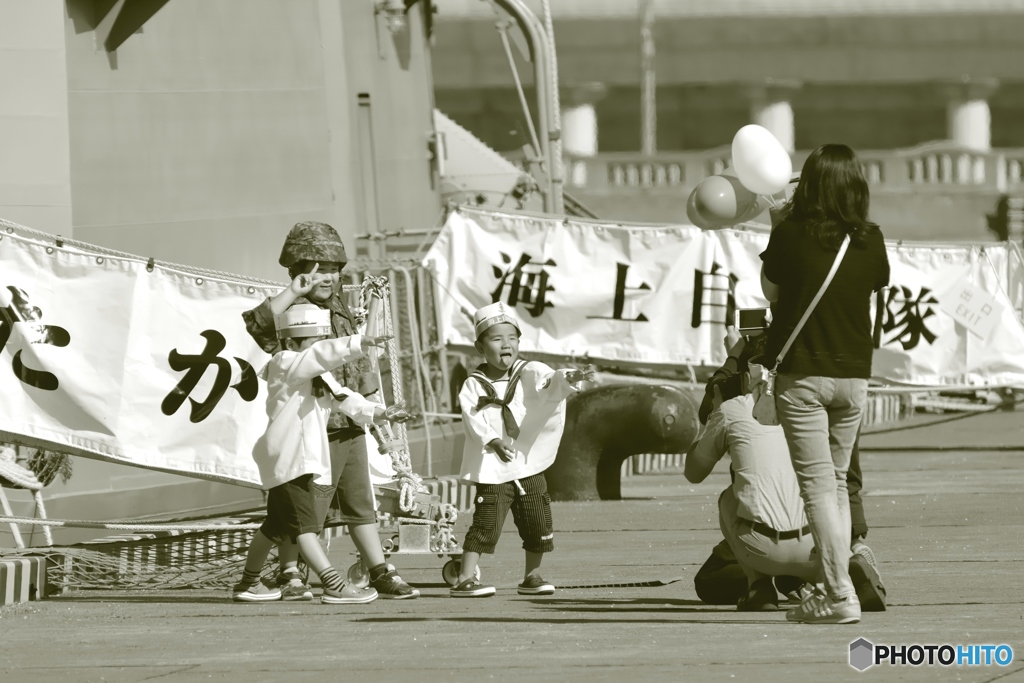 ポーズ・戯