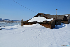 吹雪きの跡