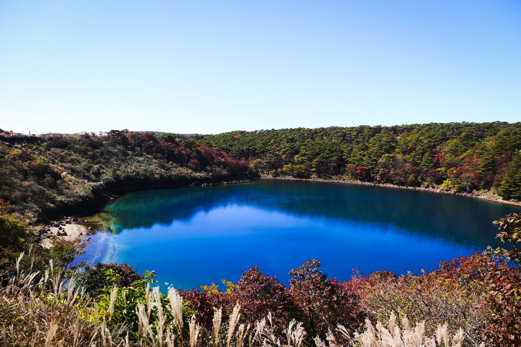 霧島不動池の紅葉