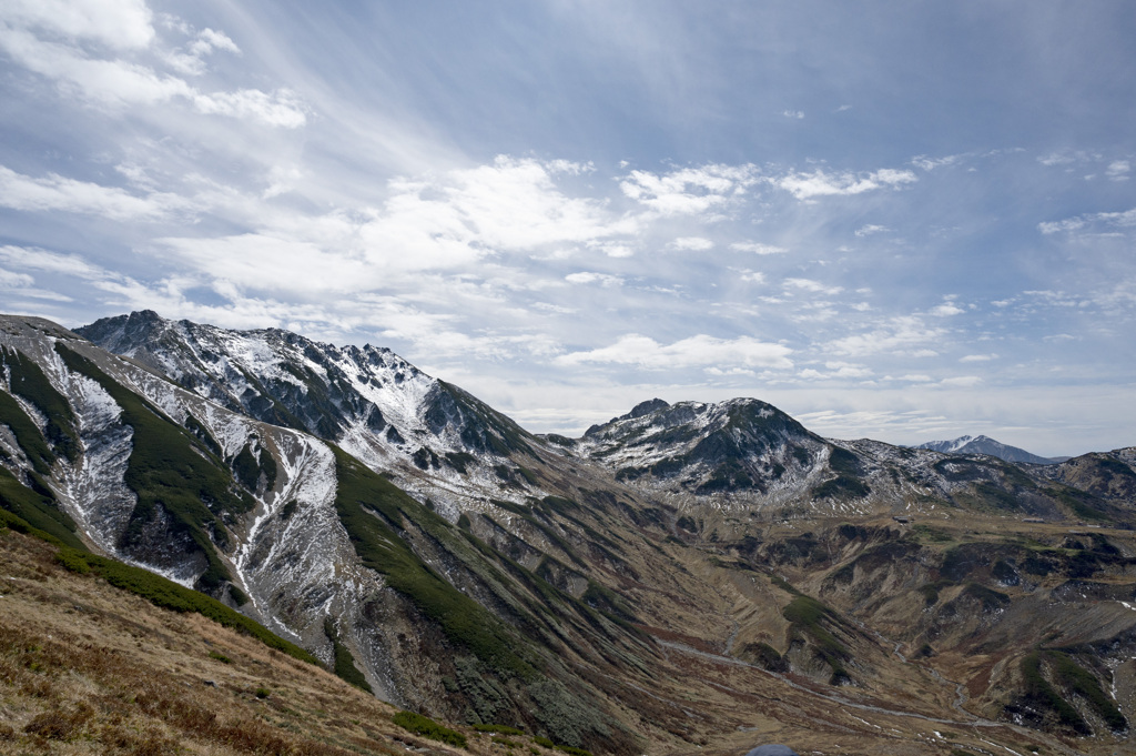 立山と秋空