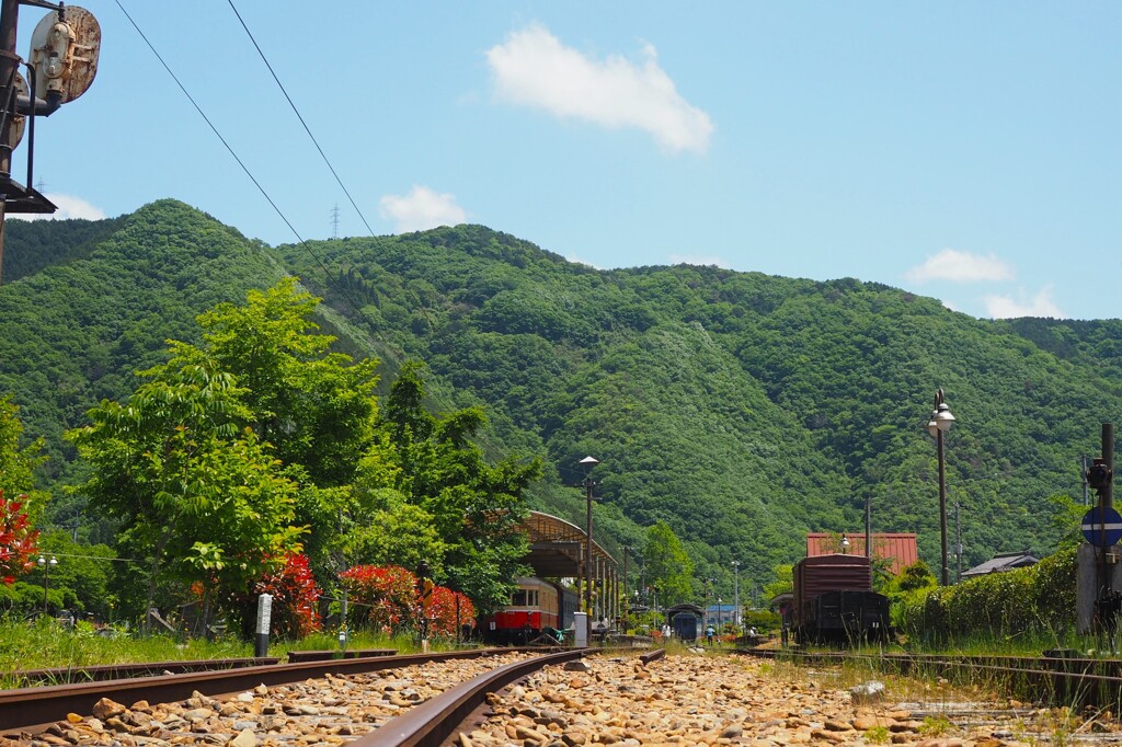 新緑の片上鉄道