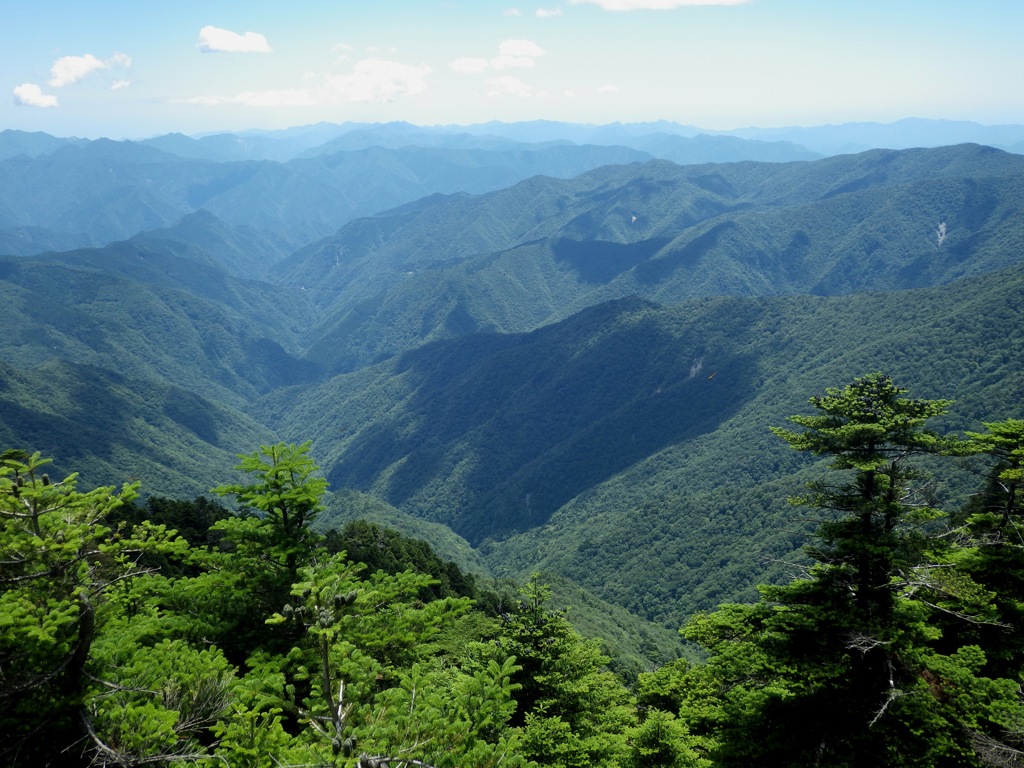 山並み～大峰奥駈道・夏～