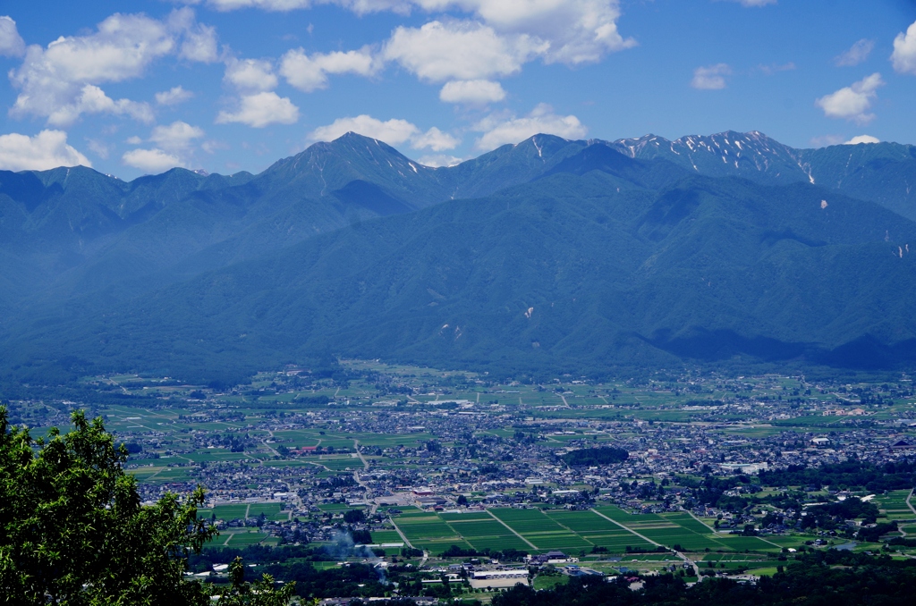 安曇野と常念岳