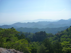 紀泉の山並