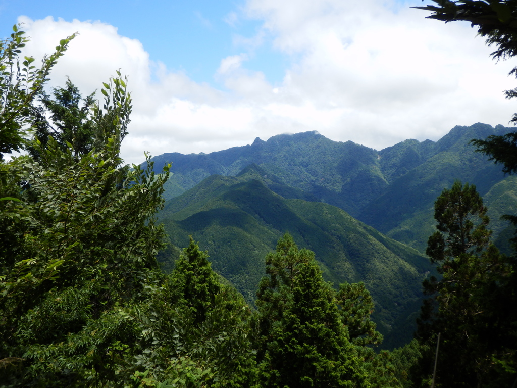 大峰の山