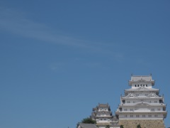 晴天の姫路城