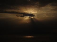 朝の海