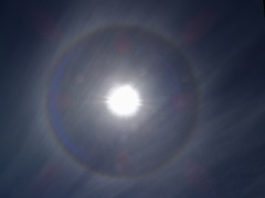 太陽にハロ